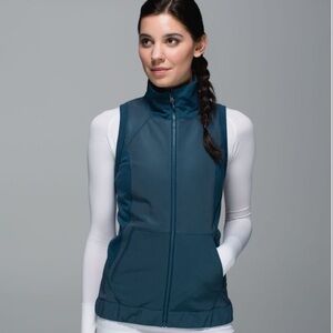 Lululemon Lets Get Visible Reflective Vest